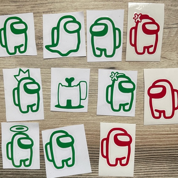 11 Among Us Vinyl Decals - Picture 4 of 6